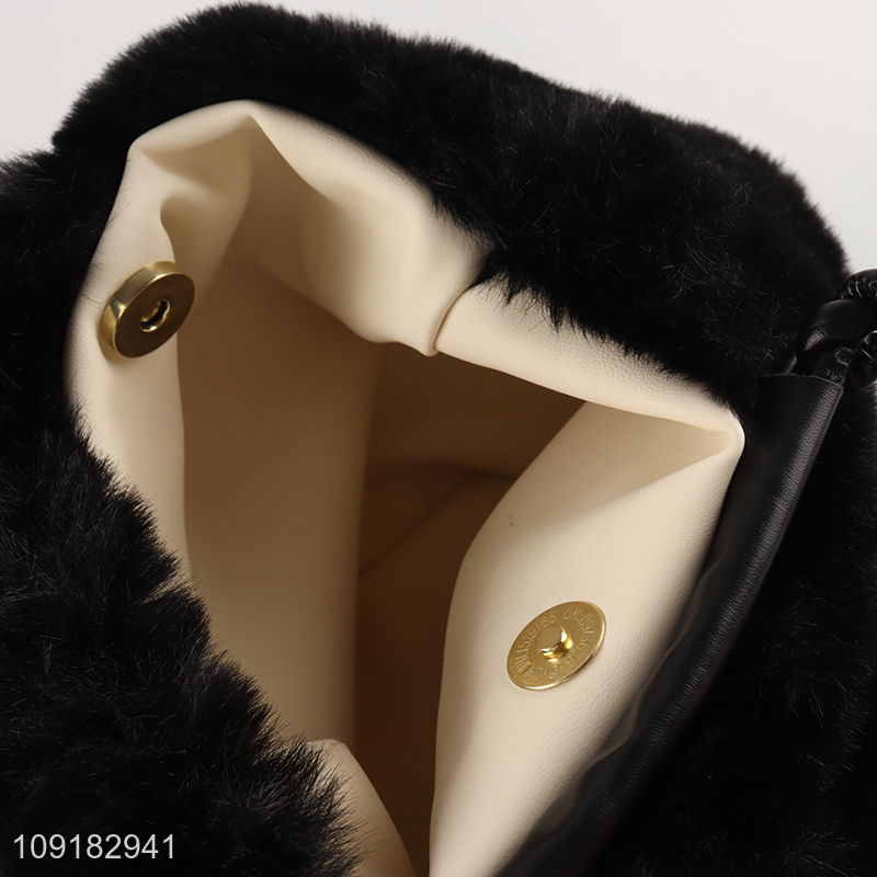 Latest products black plush bag women handbag messenger bag