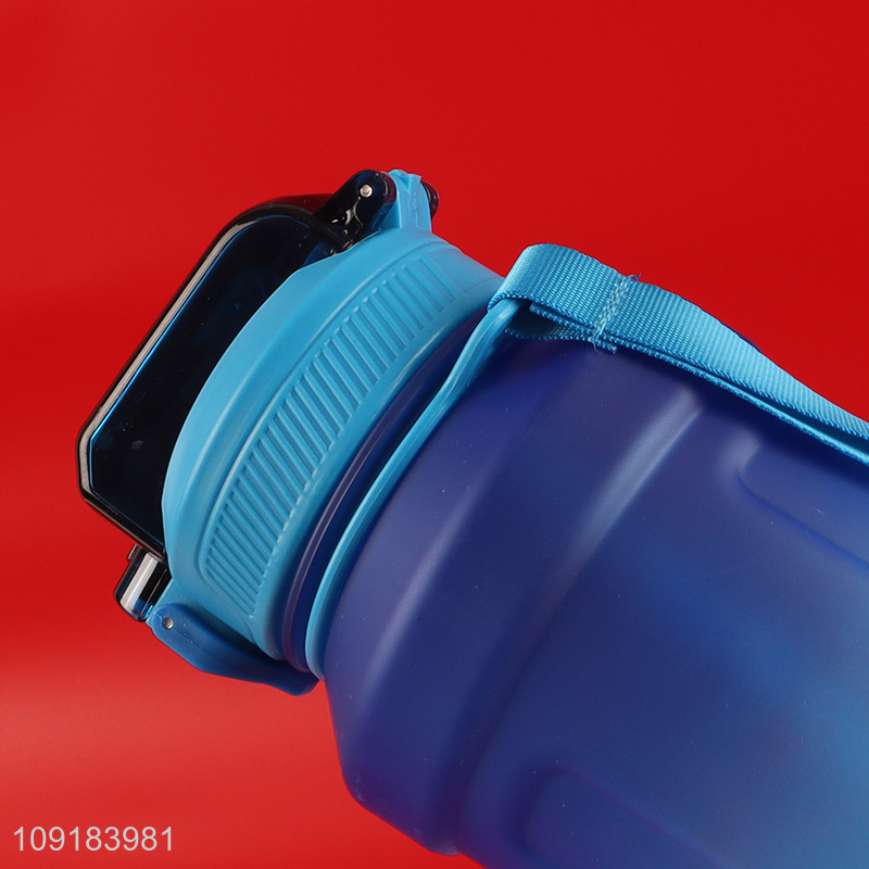 Wholesale Large Capacity Plastic Water Bottle Leakproof Sport Water Bottle