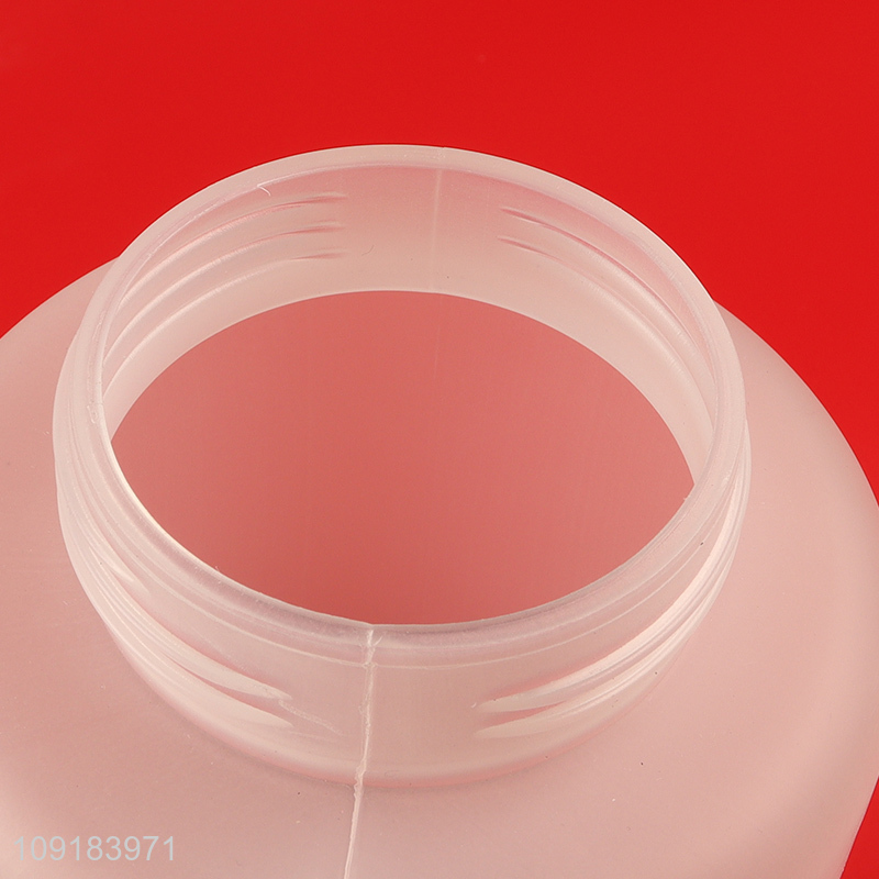 New Arrival Large Capacity Plastic Water Bottle for Gym Fitness Workouts