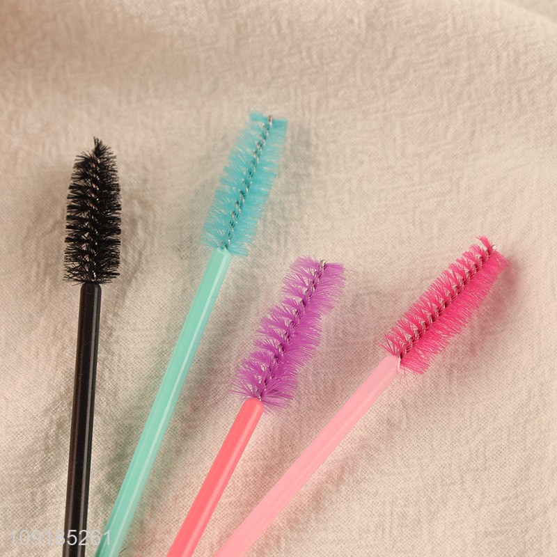 Yiwu market disposable girls makeup tool eyelash brush for sale