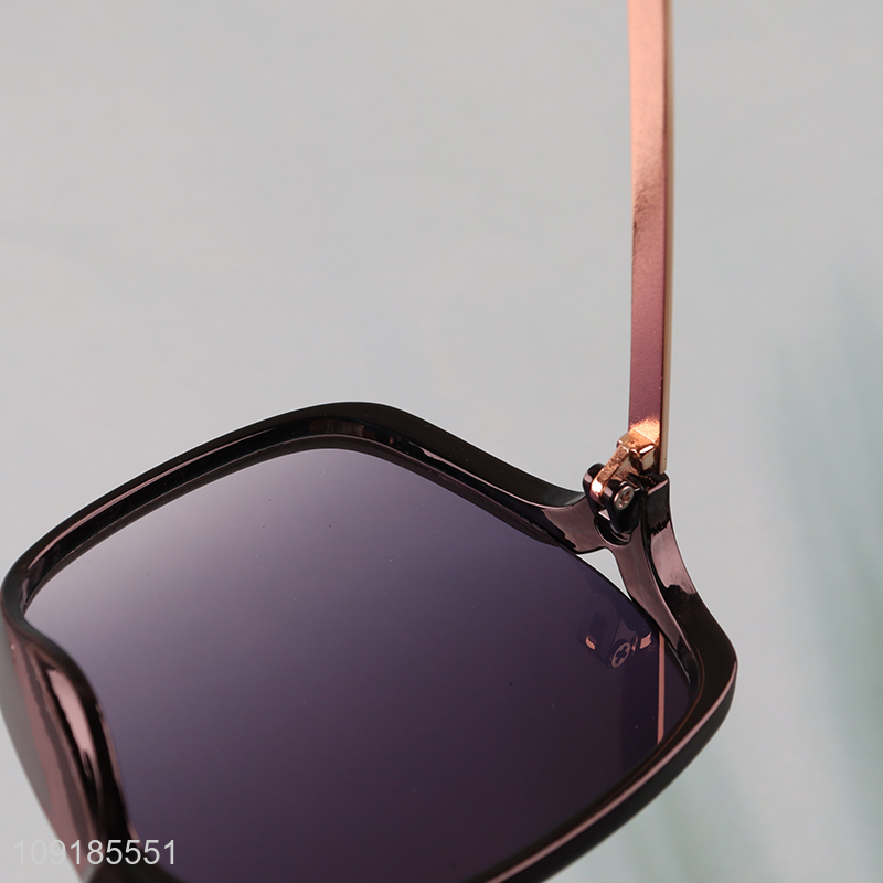 China products fashion men women plastic frame sunglasses for sale