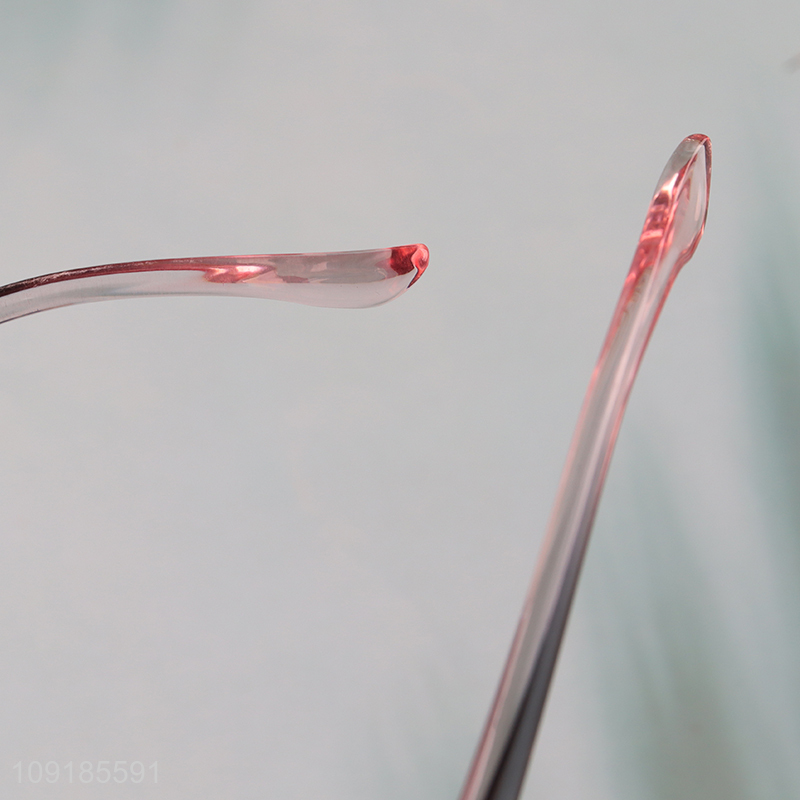 Yiwu market outdoor beach sunglasses plastic frame sunglasses