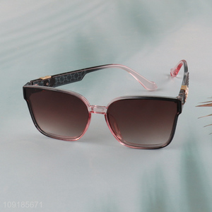 Hot selling men women fashion plastic frame sunglasses polarized sunglasses