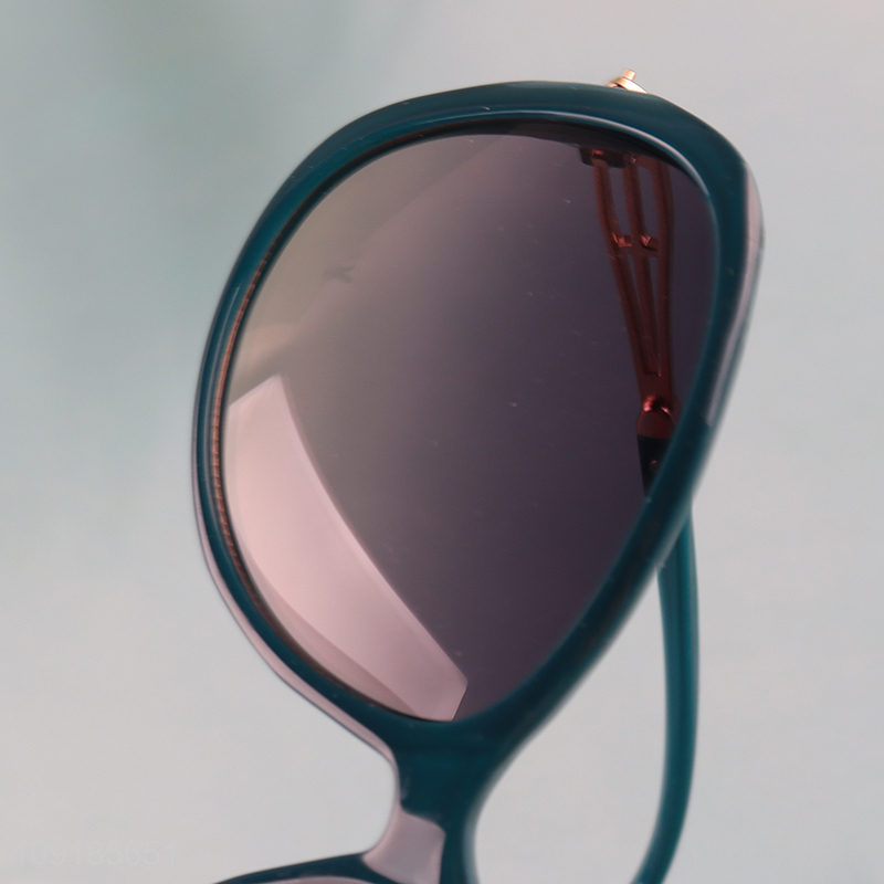 Most popular fashion plastic frame sunglasses polarized sunglasses