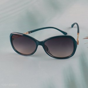 Most popular fashion plastic frame sunglasses polarized sunglasses