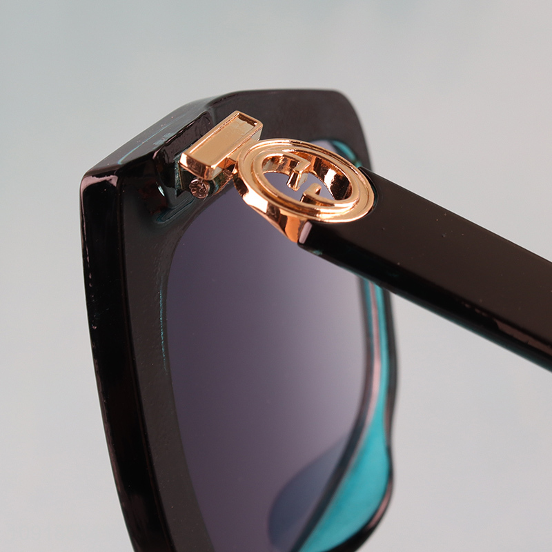 New arrival fashion plastic frame sunglasses polarized sunglasses for sale