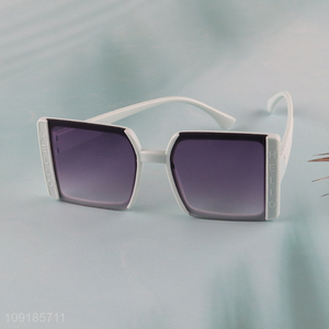 Top selling plastic frame sunglasses polarized sunglasses beach sunglasses