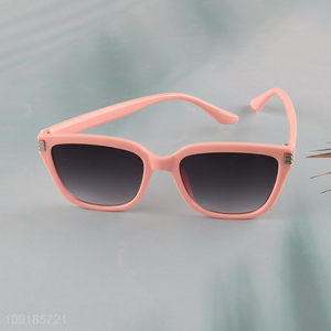 Good selling pink fashion ladies plastic frame sunglasses polarized sunglasses