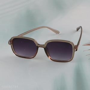 Good quality plastic frame sunglasses polarized sunglasses for men women