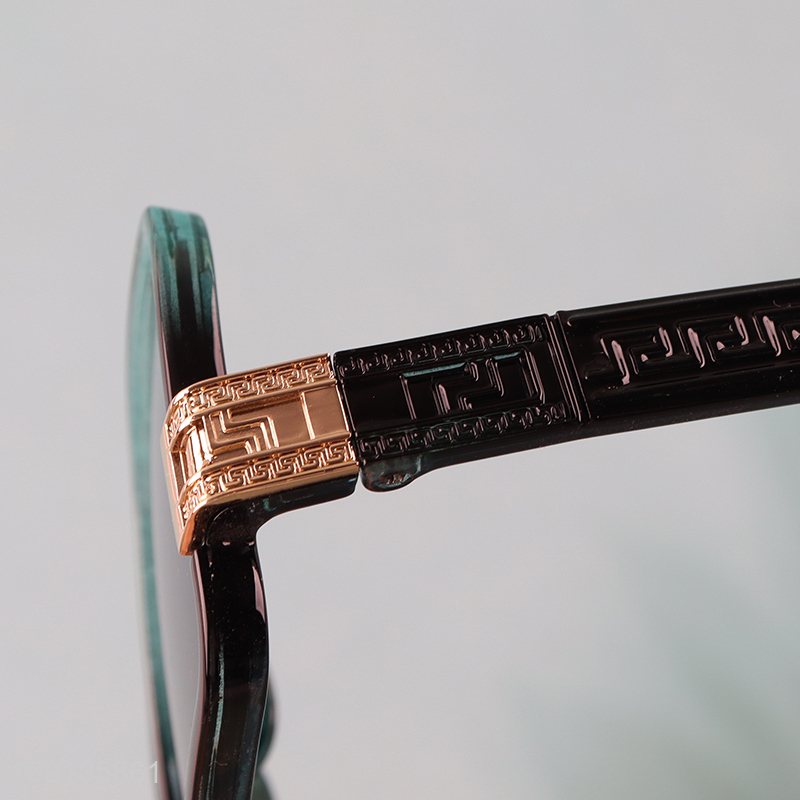 China products plastic fashion sunglasses polarized sunglasses for sale