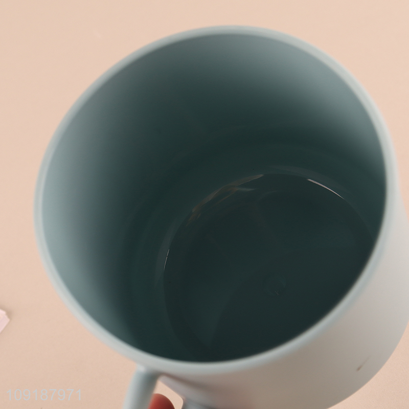 Factory Price Cute Cartoon Plastic Cup with Lid & Handle for Kids