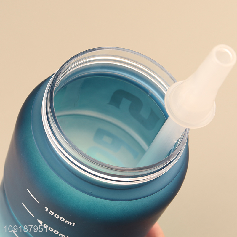 New Product 1300ML Gradient Color Plastic Water Bottle Sports Water Bottle