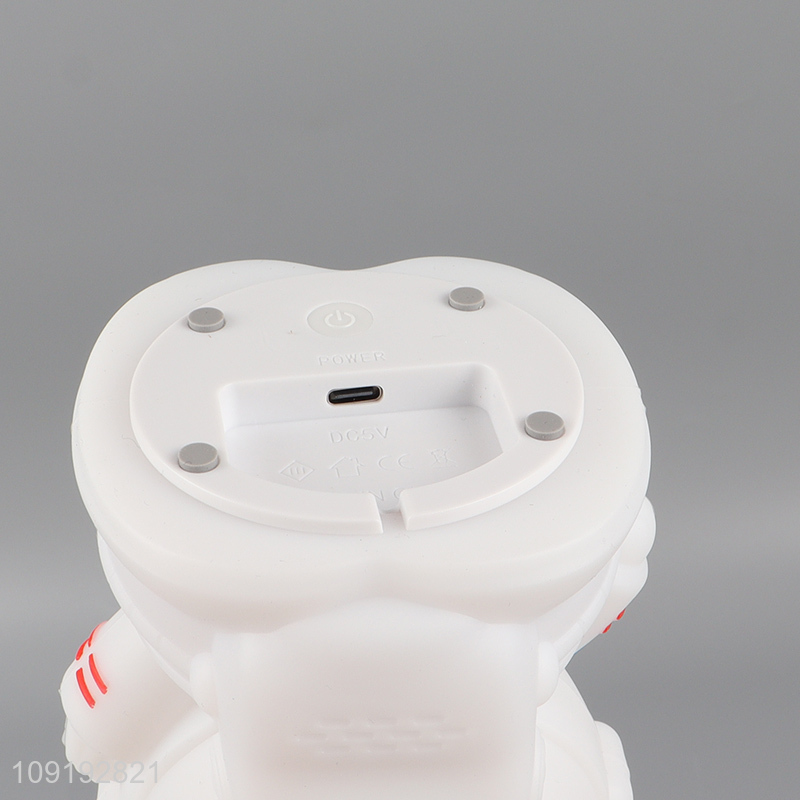 Top products silicone astronaut shape color-changing squishy lights night lights