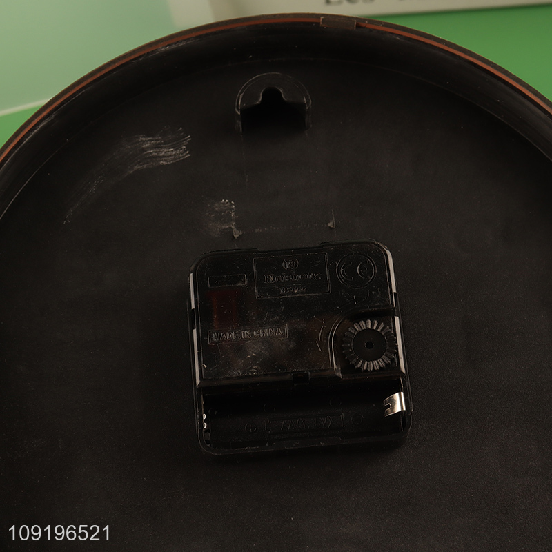 Good Quality Round Plastic Wall Clock for Living Room Decoration