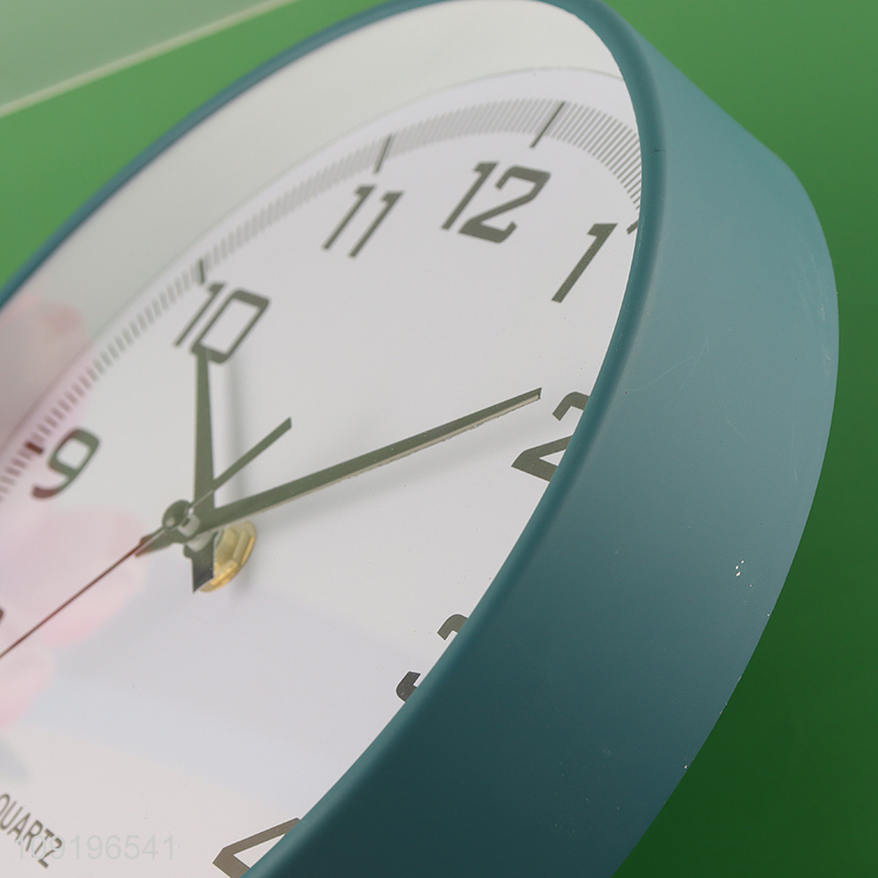 Hot Selling Round Silent Plastic Wall Clock for Home Decoration