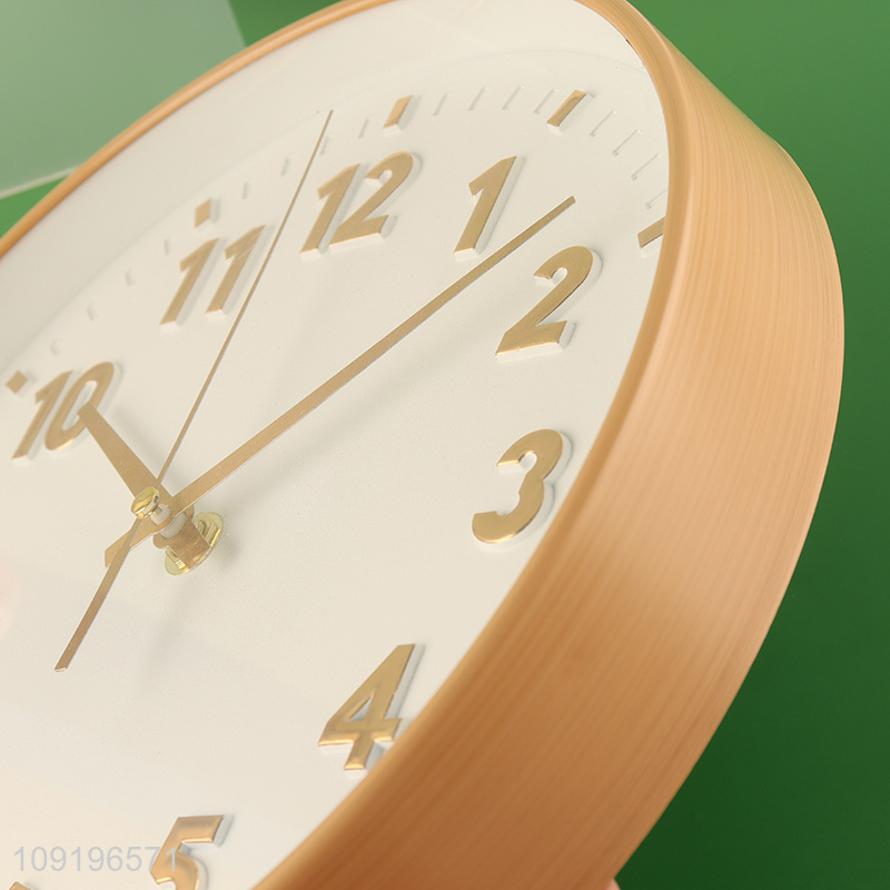 Factory Price Round Quartz Battery Operated Plastic Wall Clock