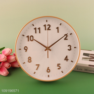 Factory Price Round Quartz Battery Operated Plastic Wall Clock