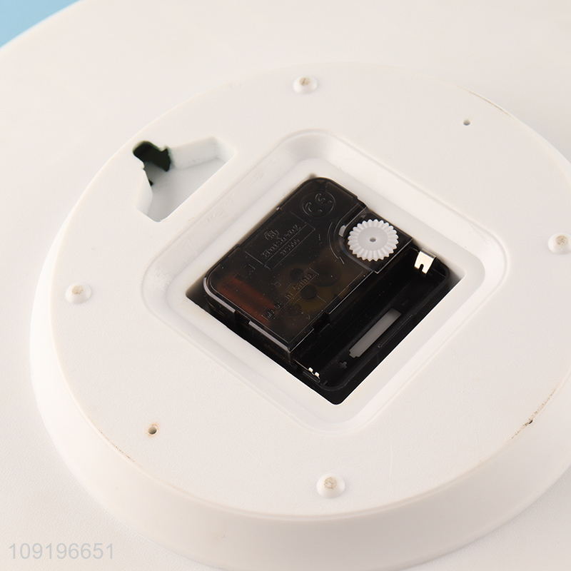 High Quality Round Wall Clock Battery Operated Analog Wall Clock