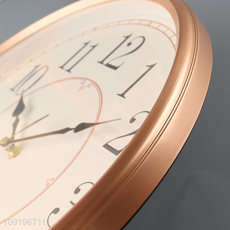 New Arrival Round Battery Operated Silent Plastic Wall Clock