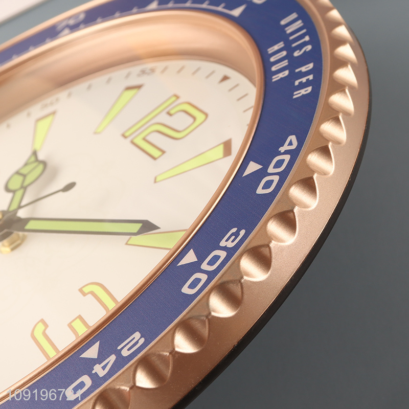 Hot Selling Round Plastic Wall Clock for Living Room Decoration