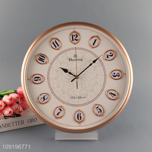 Factory Supply Round Quartz Battery Operated Plastic Wall Clock