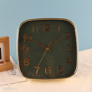 Hot Selling Square Battery Operated Silent Plastic Wall Clock