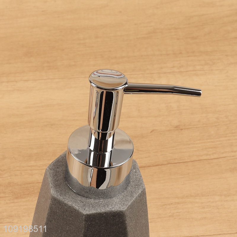 China supplier home hotel bathroom accessories liquid soap dispenser