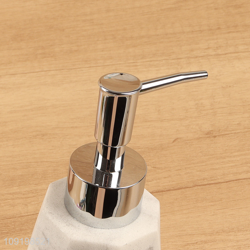 Most popular hand pressure liquid soap dispenser for bathroom accessories