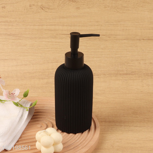 Online wholesale black bathroom accessories liquid soap dispenser