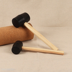 Hot products wooden handle heavy duty shockproof rubber hammer for sale