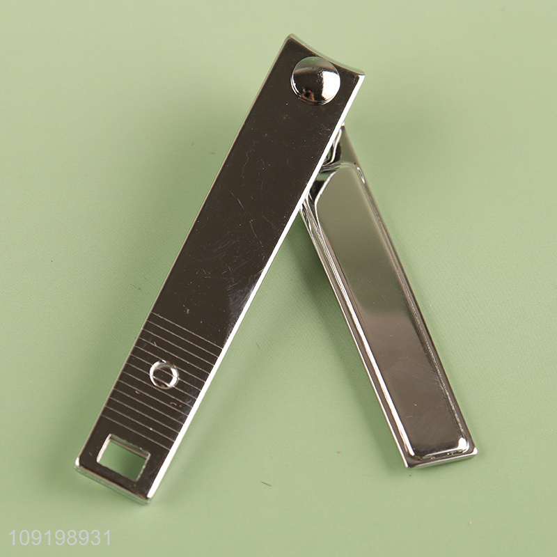 Online Wholesale 12PCS Curved Blade Nail Clippers Carbon Steel Nail Clippers