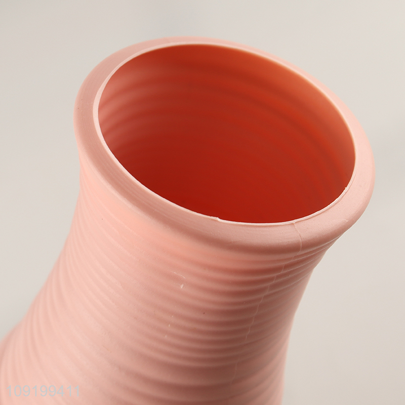 Hot Selling Plastic Flower Vase for Living Room Entryway Decor