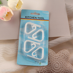 Low Price 4 Pieces Plastic Tablecloth Clips Windproof Table Cloth Clips