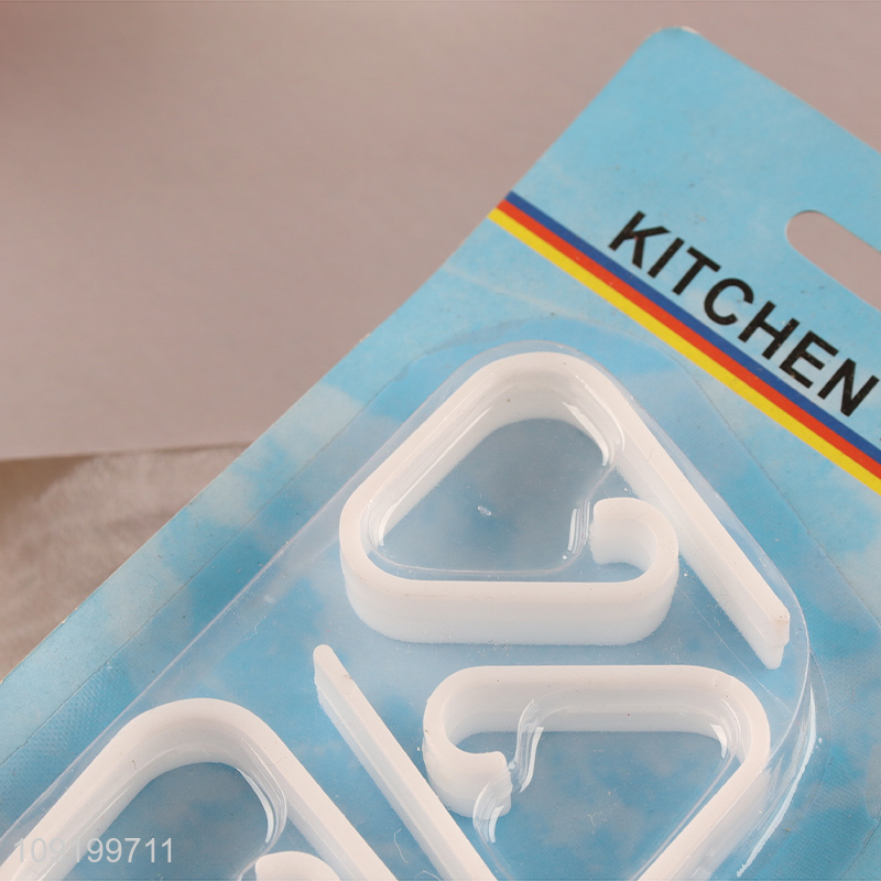 Low Price 4 Pieces Plastic Tablecloth Clips Windproof Table Cloth Clips