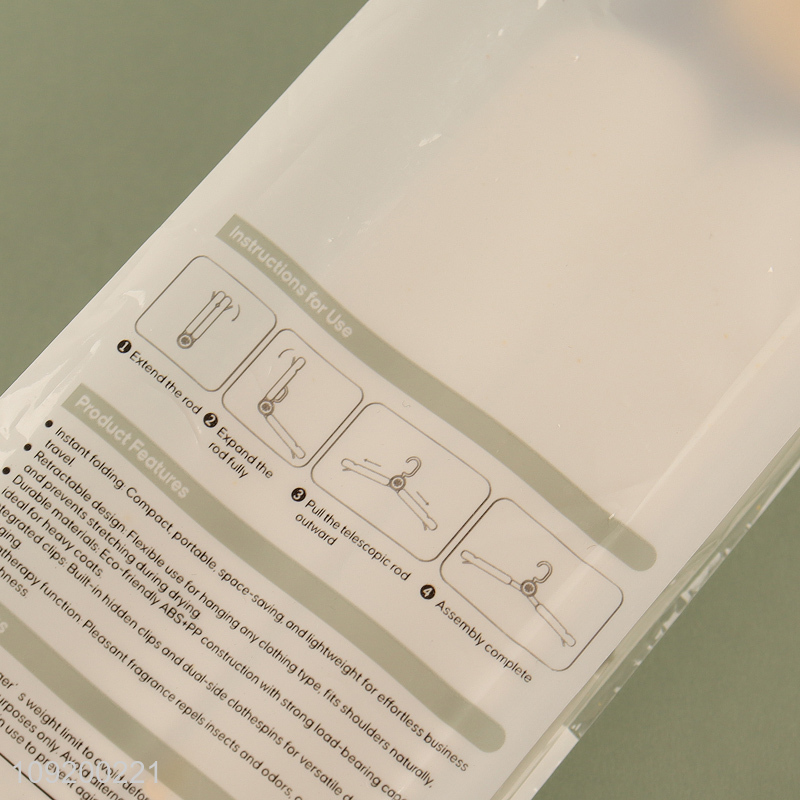 High Quality 2 Pack Travel Folding Plastic Clothes Hangers with Clips