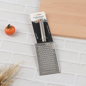 Hot selling kitchen gadget vegetable greater manual food grater wholesale