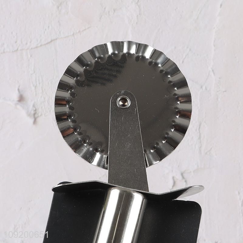 Latest products stainless steel pizza cutter pizza wheel for sale