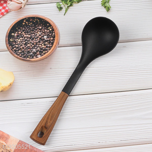 Good selling long handle home kitchen utensil soup ladle wholesale