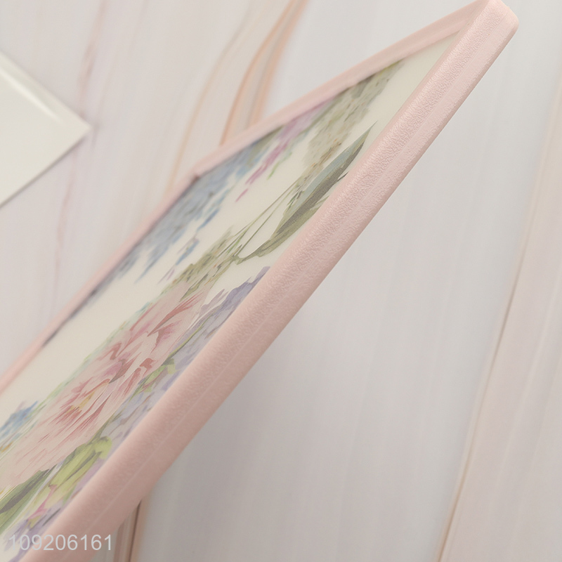 High Quality Food Grade Plastic Fruit Cutting Board with Handle