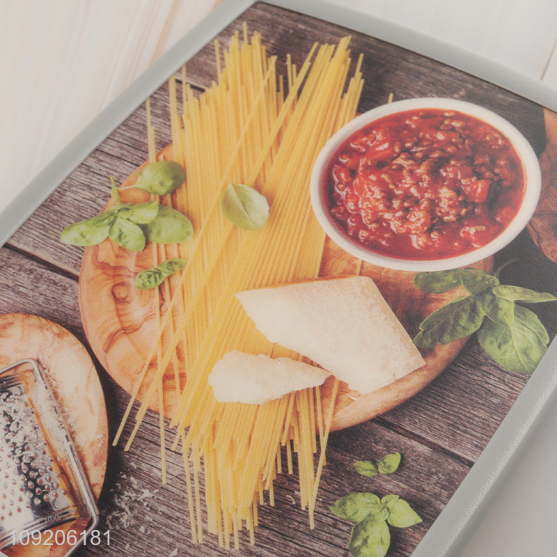 China Imports Custom Logo Flexible Plastic Cutting Board for Kitchen