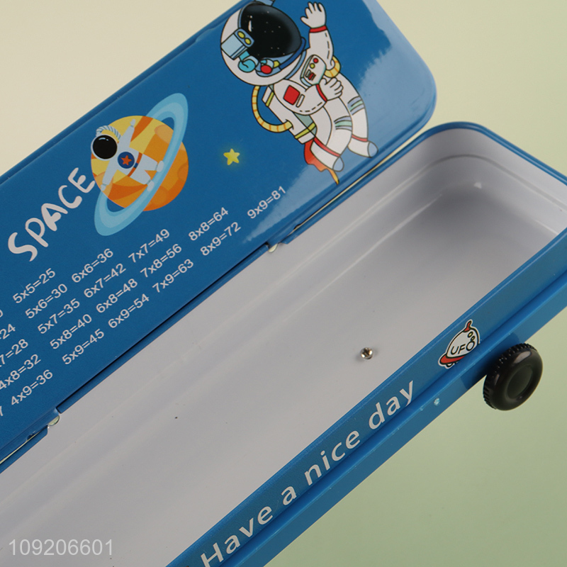 Factory Price Cute Train Shaped Metal Pencil Case for School Students