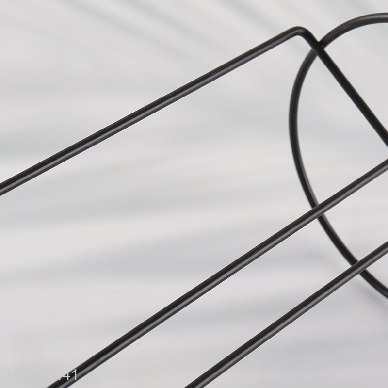 Factory Price Metal Wire Paper Towel Holder Kitchen Paper Towel Stand