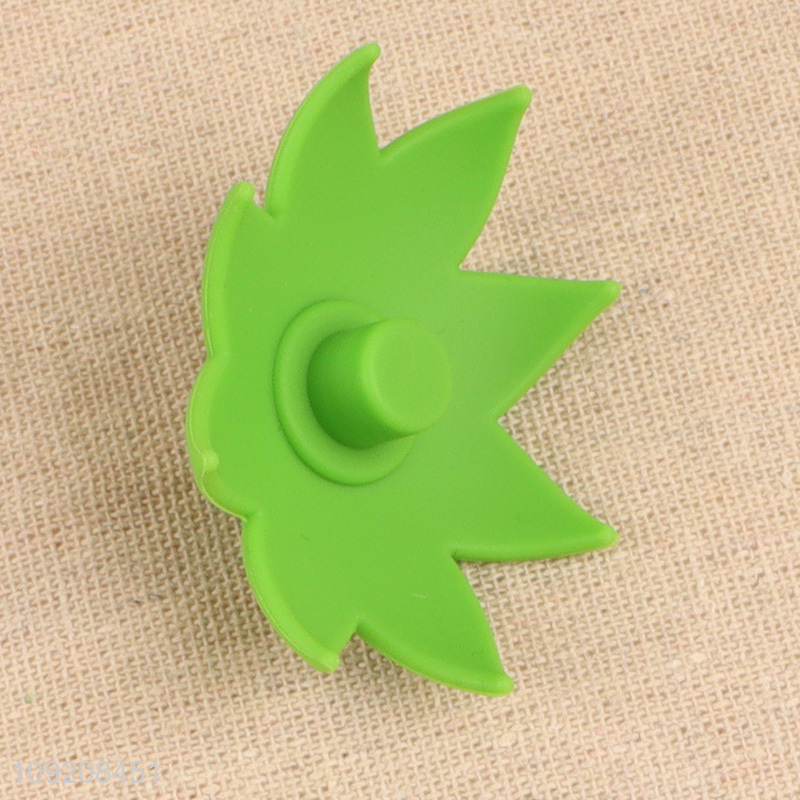 China products strawberry shape silicone ice mold makeup ice pack tool