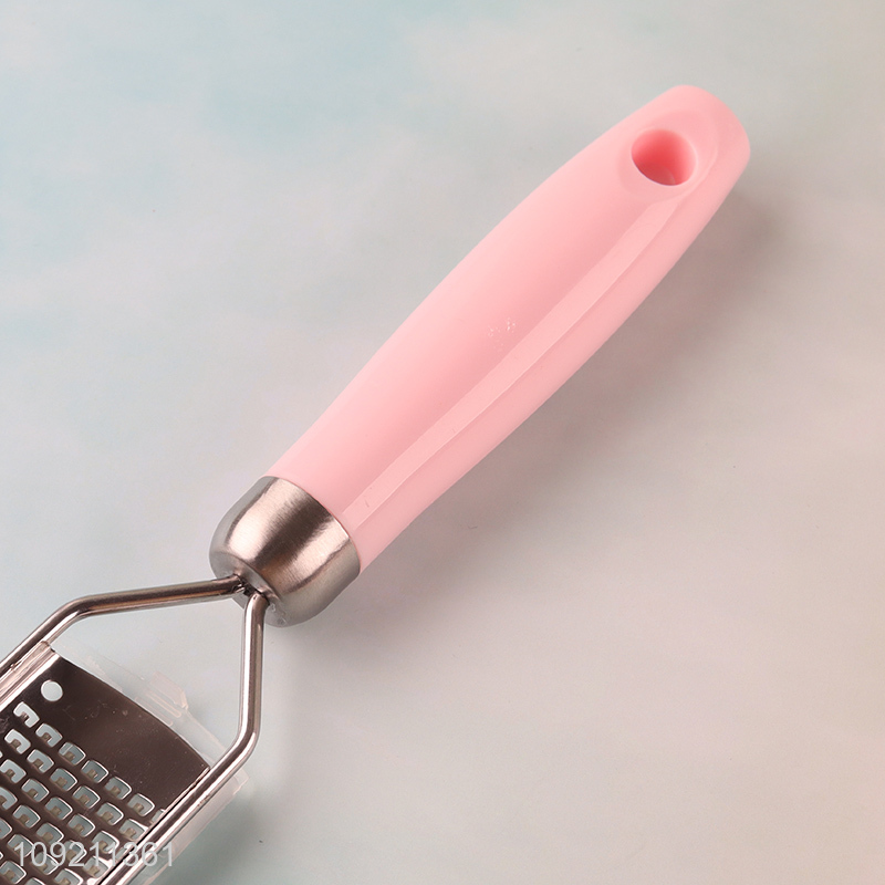 Hot Selling Stainless Steel Curved Cheese Garlic Grater Kitchen Gadgets