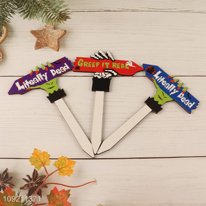New Product 3 Pieces Halloween Signs Wooden Yard Stakes Outdoor Lawn Decor
