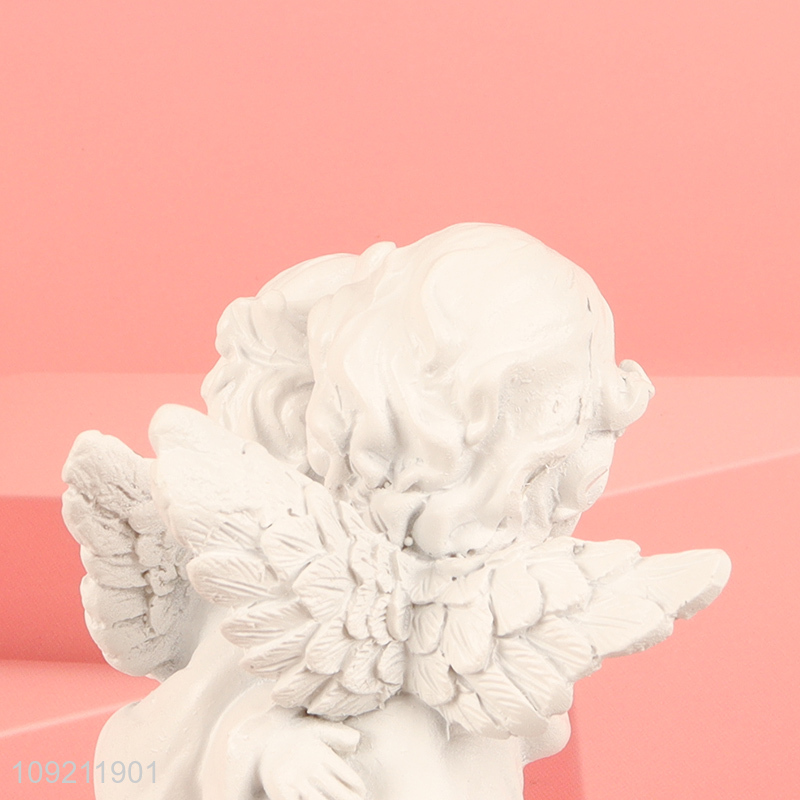 Yiwu market home decor resin crafts angle figure statue for sale
