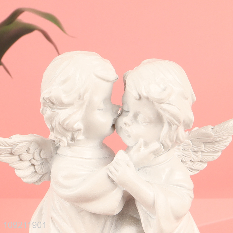 Yiwu market home decor resin crafts angle figure statue for sale