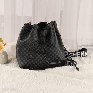 Top selling women fashion pu leather waterproof shoulder bag wholesale