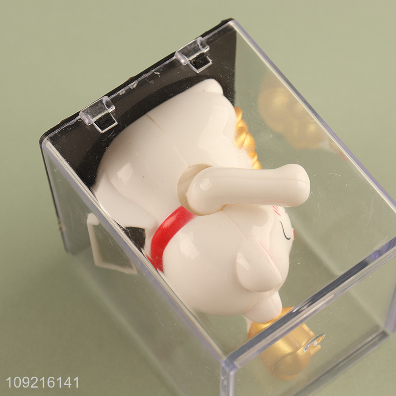 New arrival restaurant decoration solar power waving hand cat lucky cat