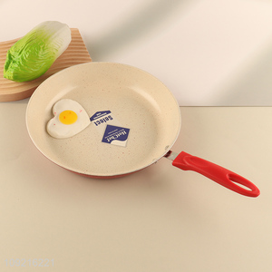 Popular products round 26cm kitchen cookware frying pan with pp handle